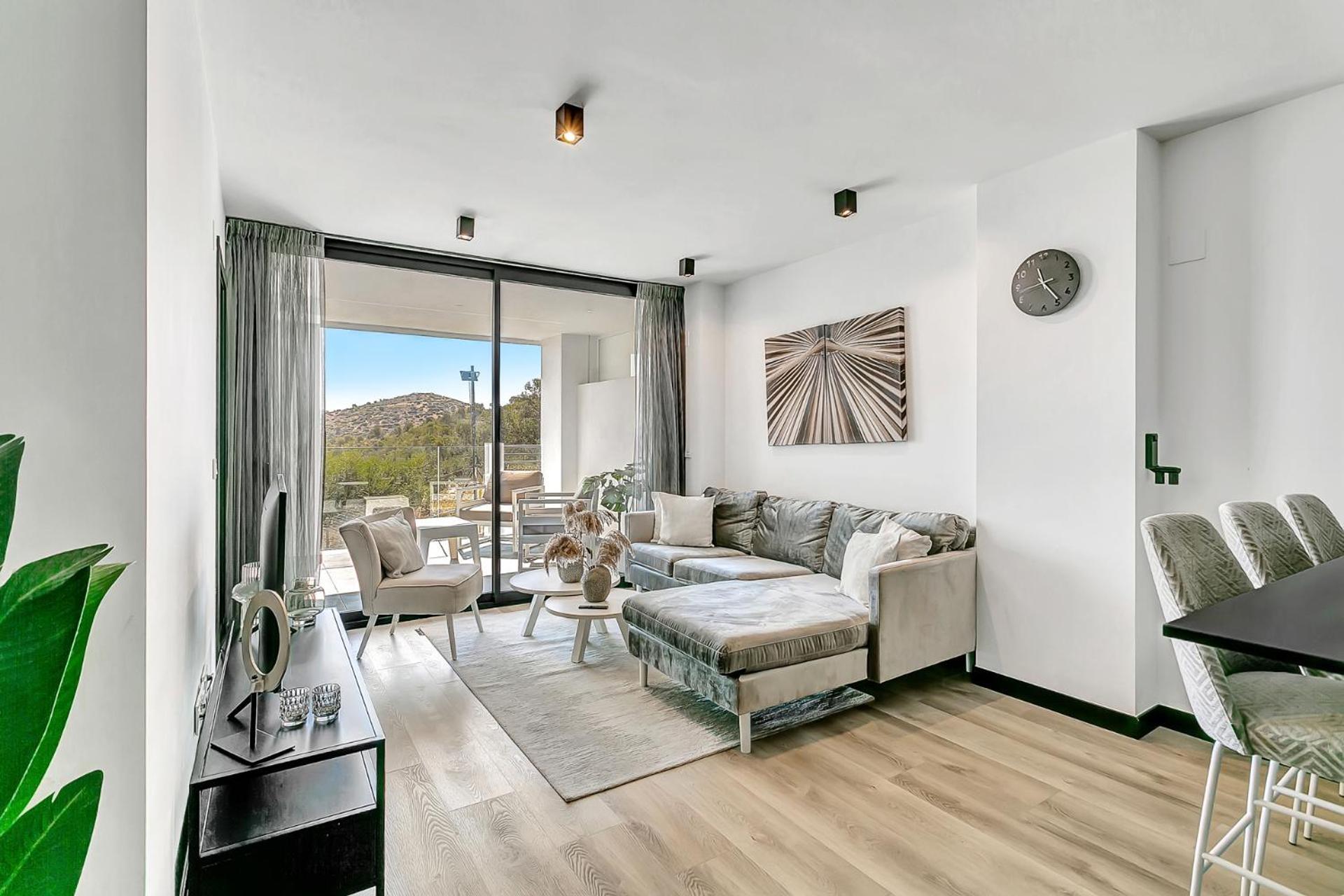 Apartment mit Meerblick